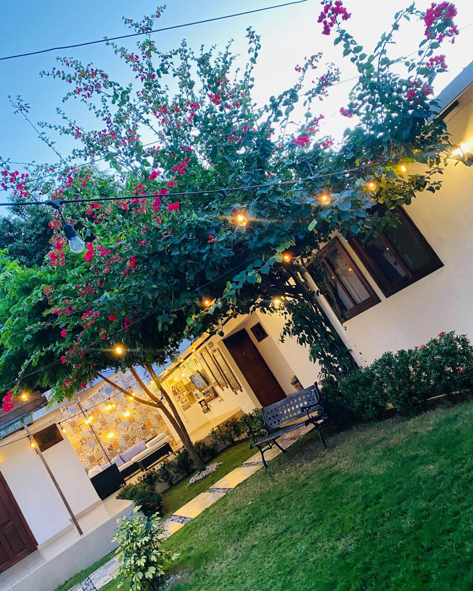 Casa San Juan Bed & Breakfast Managua Bagian luar foto