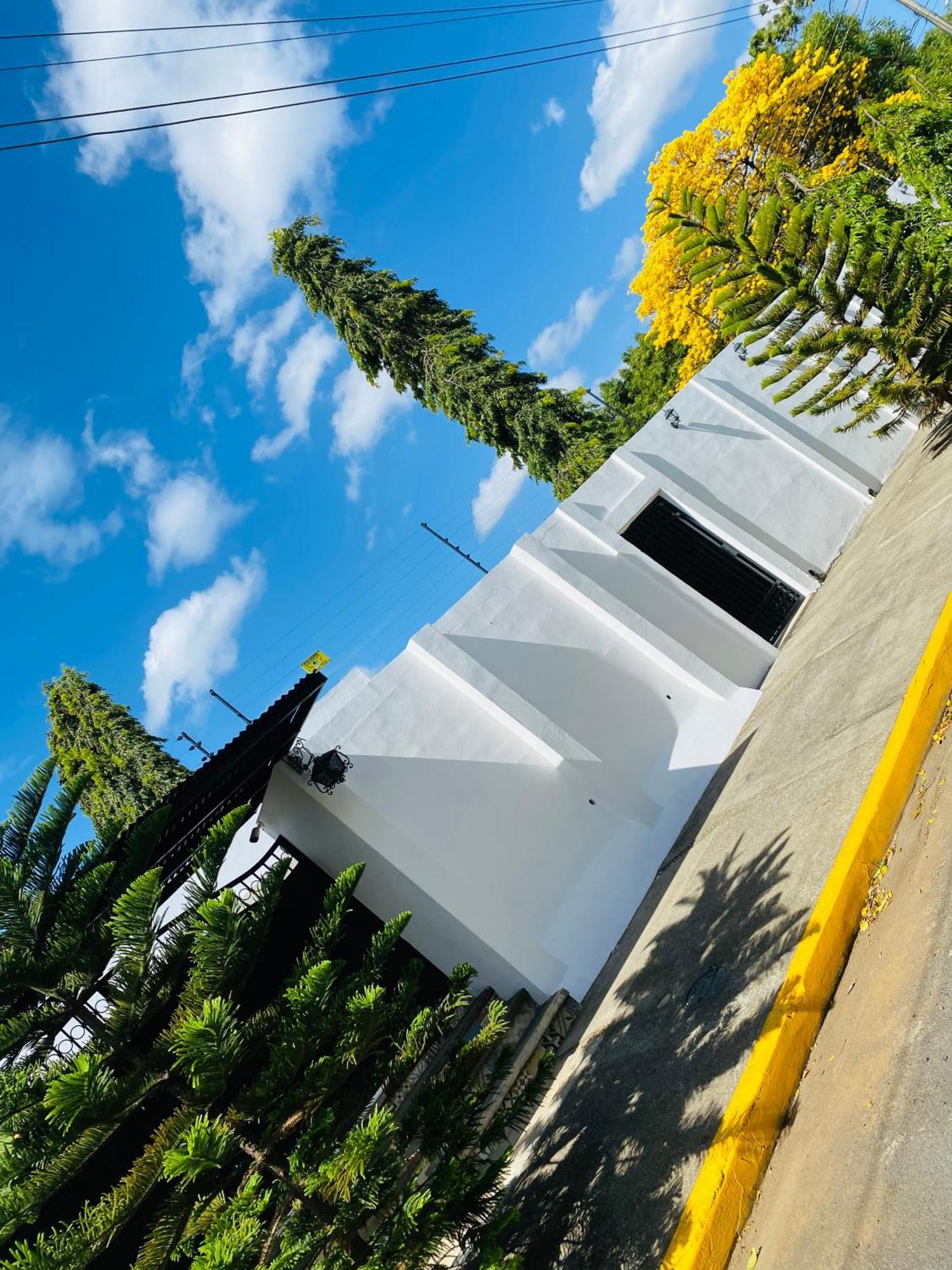 Casa San Juan Bed & Breakfast Managua Bagian luar foto