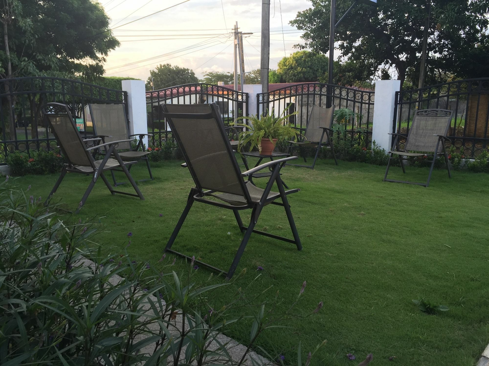 Casa San Juan Bed & Breakfast Managua Bagian luar foto
